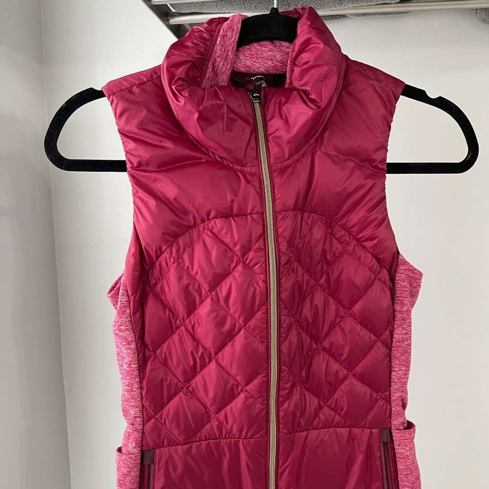 Lululemon Down For It All Vest - never been worn!